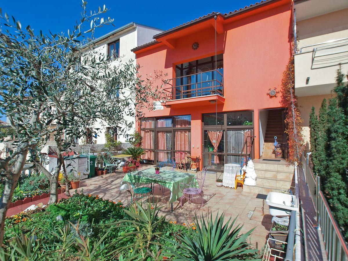 Apartments Kada 1571 Пула Екстериор снимка