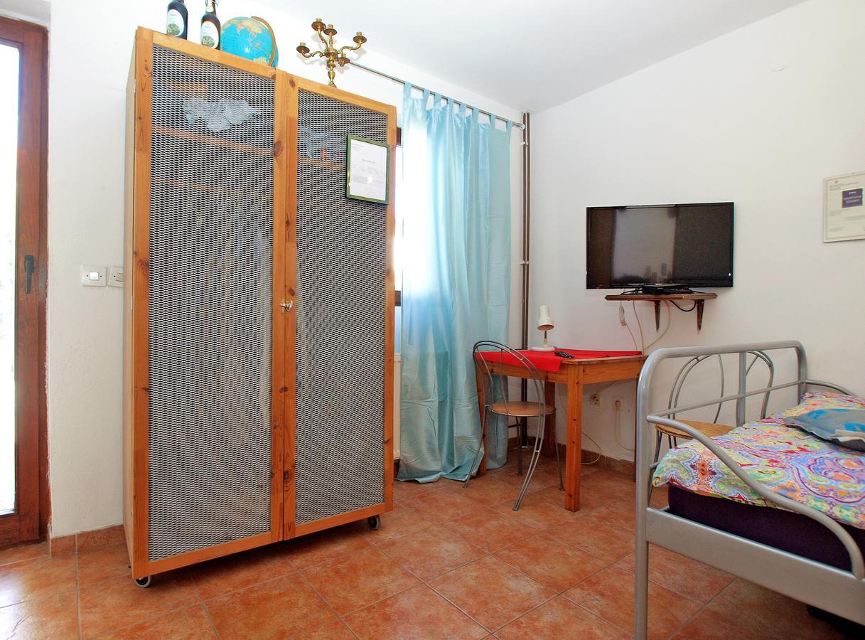 Apartments Kada 1571 Пула Екстериор снимка